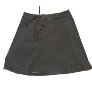 Guess Mini Skirt Womens Size 27 Denim Blue Jean Short Stretch